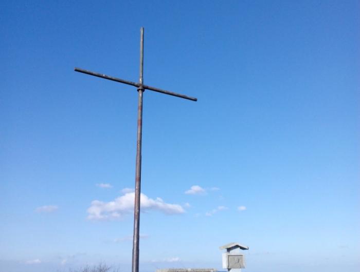 Croce sulla cima del MONTE LIGNANO
